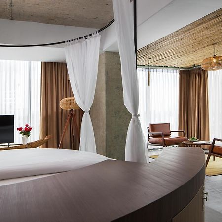 Cest La Vie Boutique Hotel Phnom Penh Bagian luar foto