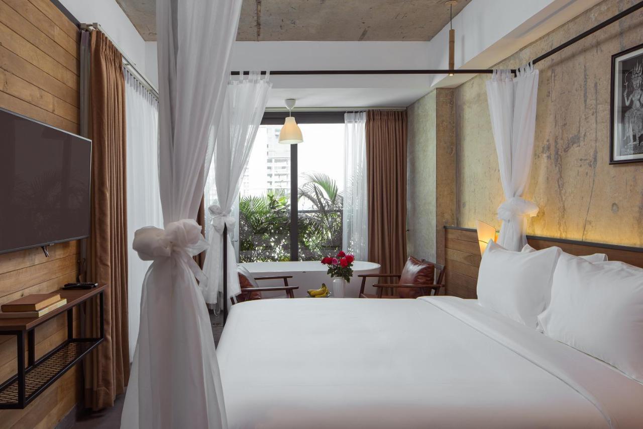 Cest La Vie Boutique Hotel Phnom Penh Bagian luar foto